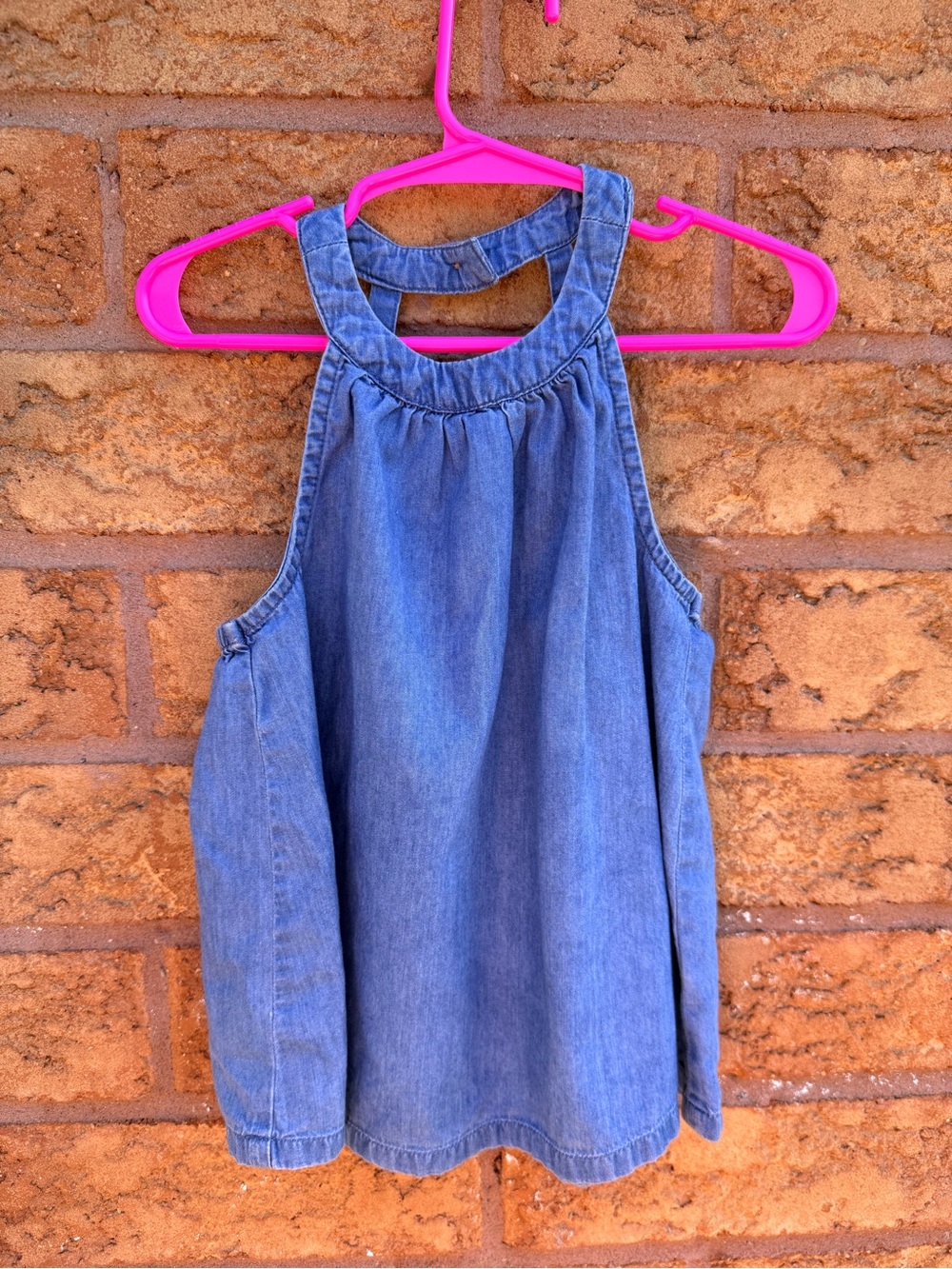 4/$25 • Old Navy High-Neck Chambray Tank Top